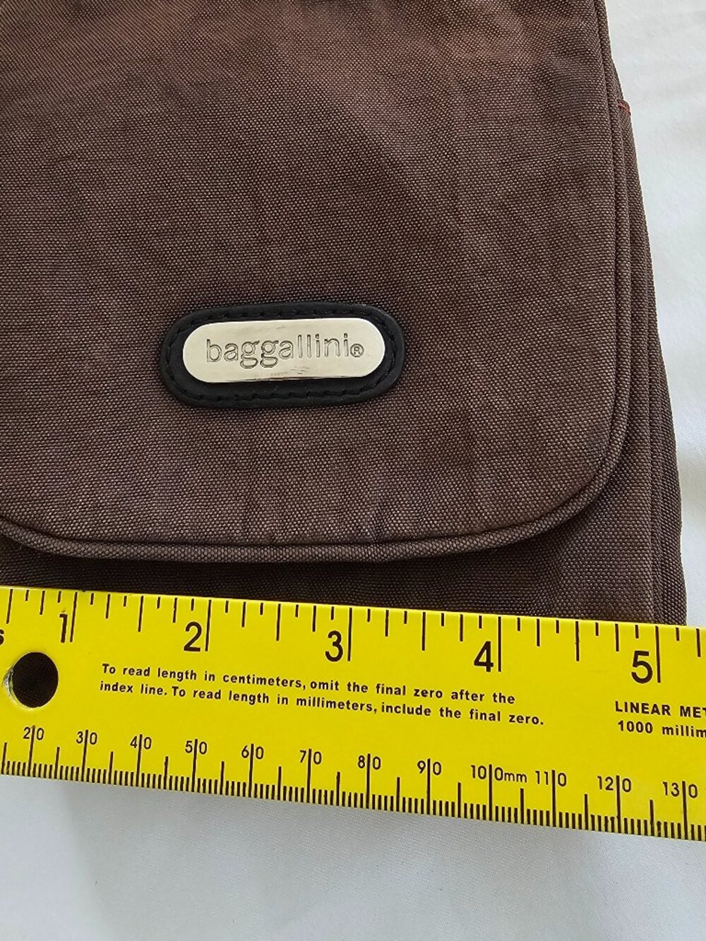 Baggallini small brown crossbody - Picture 6 of 10